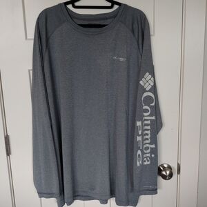 Columbia Men's Gray Long Sleeve Shirt